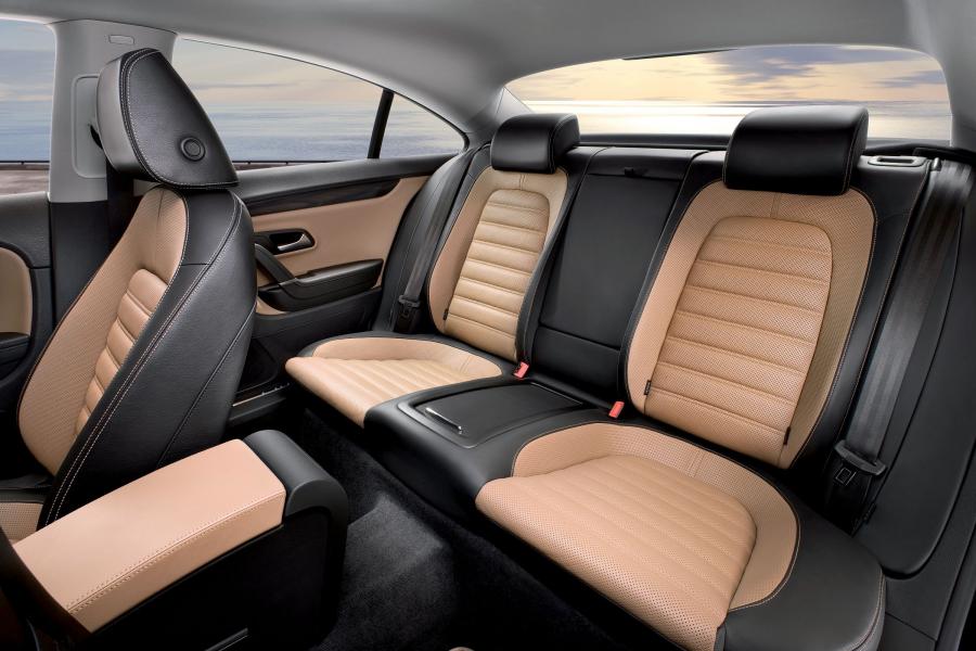  Volkswagen Passat CC 2008 года  (фото 10 из 121)